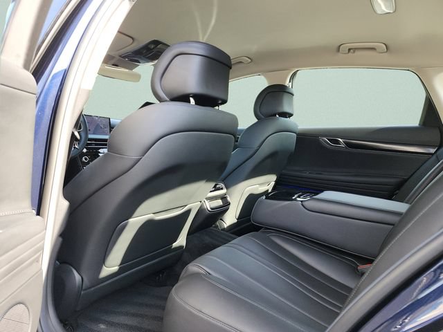 Used 2025 Genesis G80 2.5T AWD/4WD image 19
