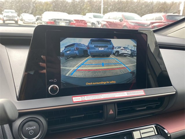 New 2026 Toyota Prius Plug-In Hybrid image 23