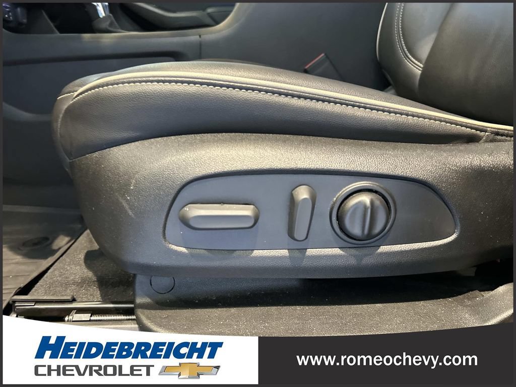 Used 2023 Chevrolet Traverse Premier w/ LPO, Floor Liner Package AWD/4WD image 14