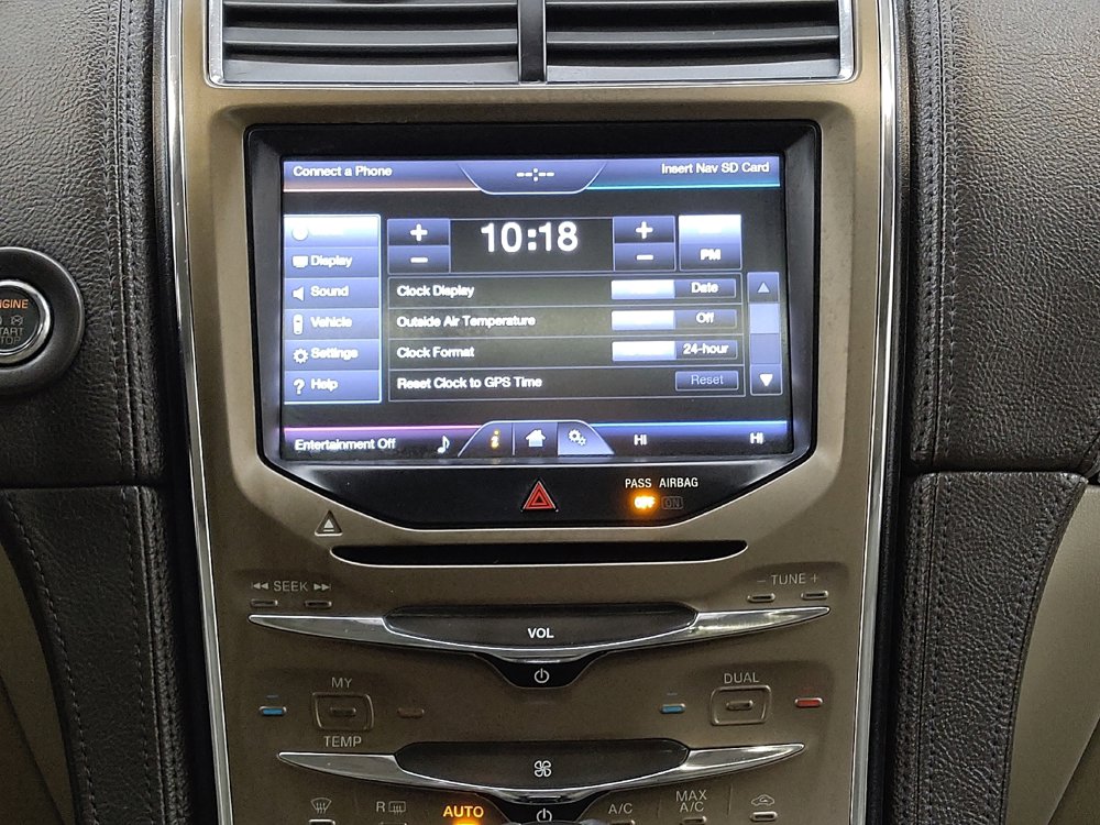 Used 2015 Lincoln MKX AWD w/ Equipment Group 102A image 25