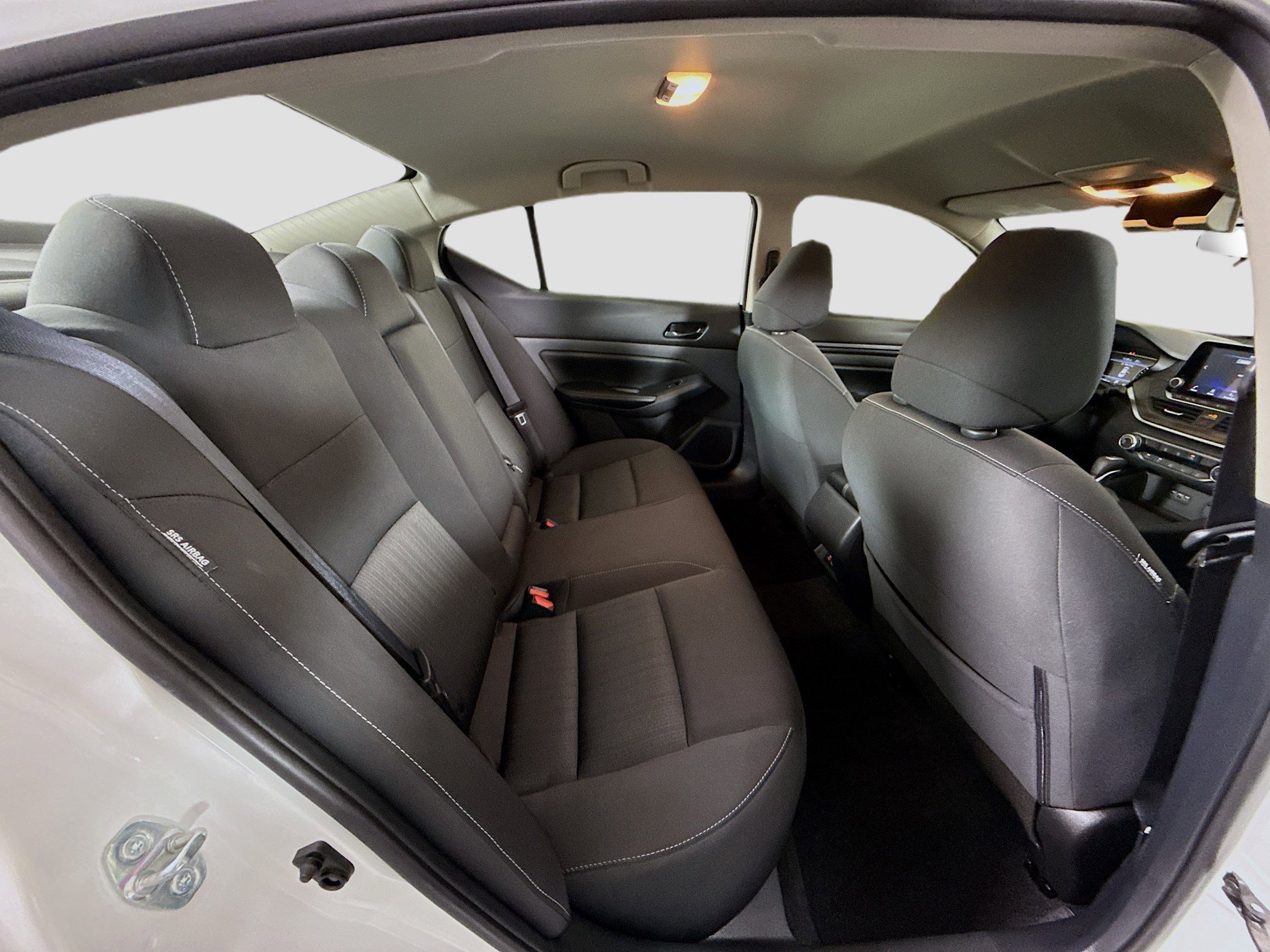 Used 2025 Nissan Altima 2.5 SV image 27