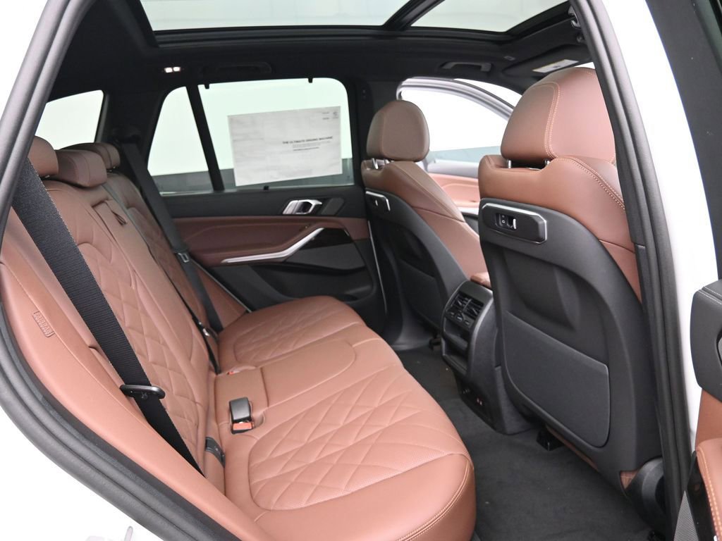 New 2026 BMW X5 xDrive40i AWD/4WD image 30