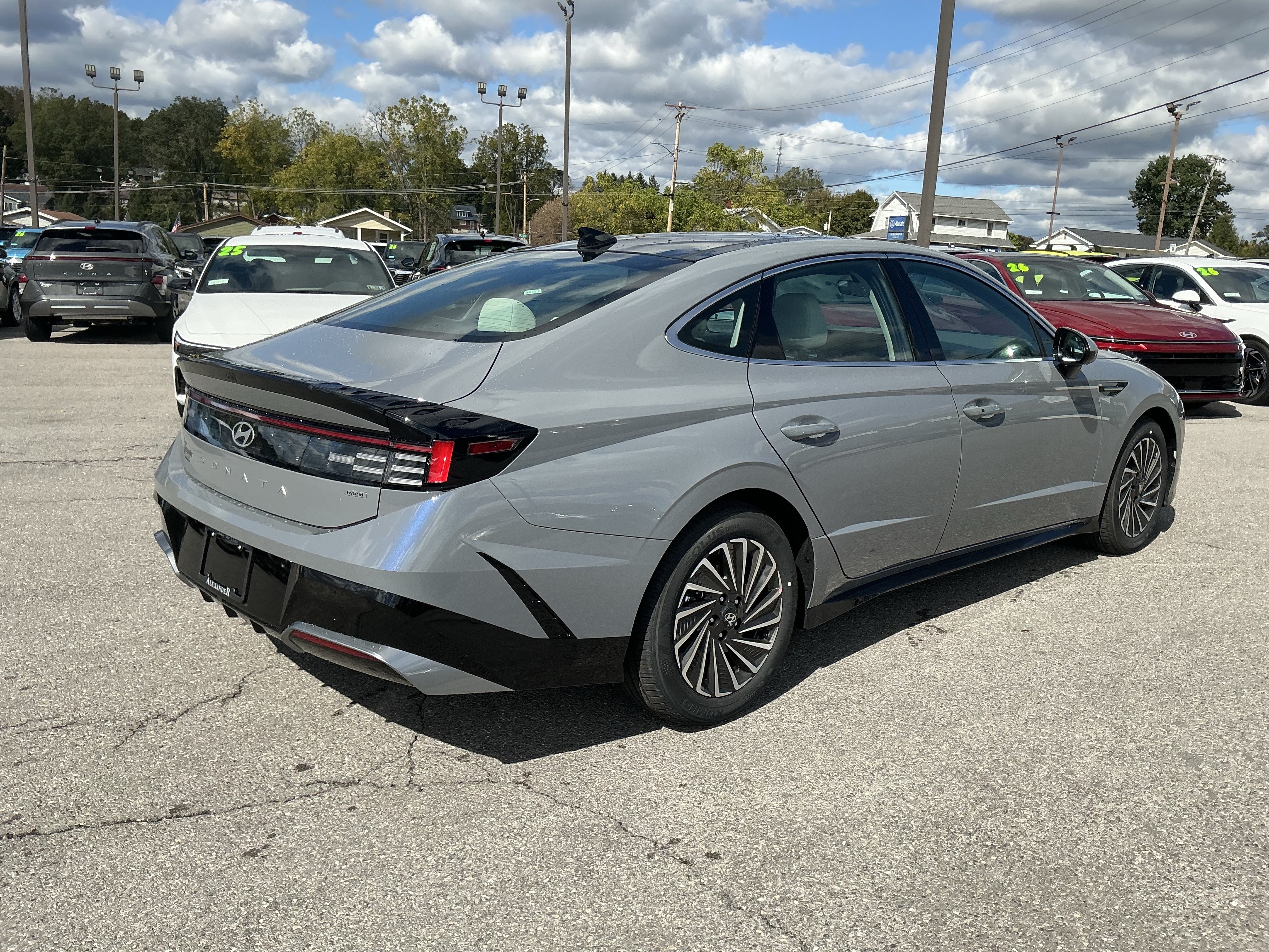 New 2026 Hyundai Sonata SEL FWD image 3