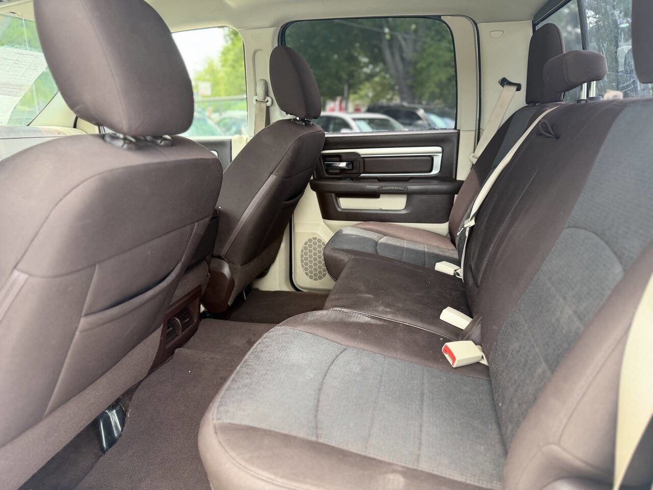 Used 2015 RAM 1500 Lone Star RWD image 17