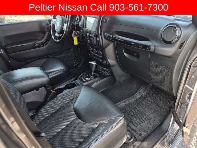 Used 2016 Jeep Wrangler Unlimited Sahara image 10