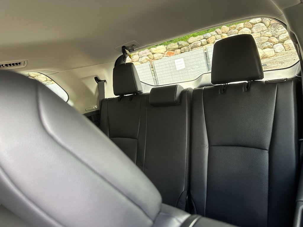 Used 2025 Toyota Grand Highlander AWD image 23