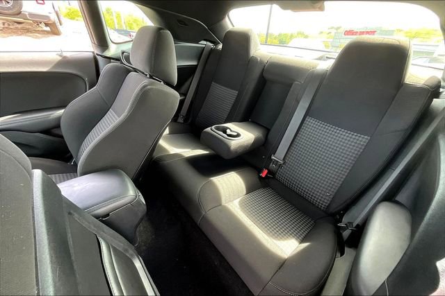 Used 2022 Dodge Challenger R/T w/ Blacktop Package image 19