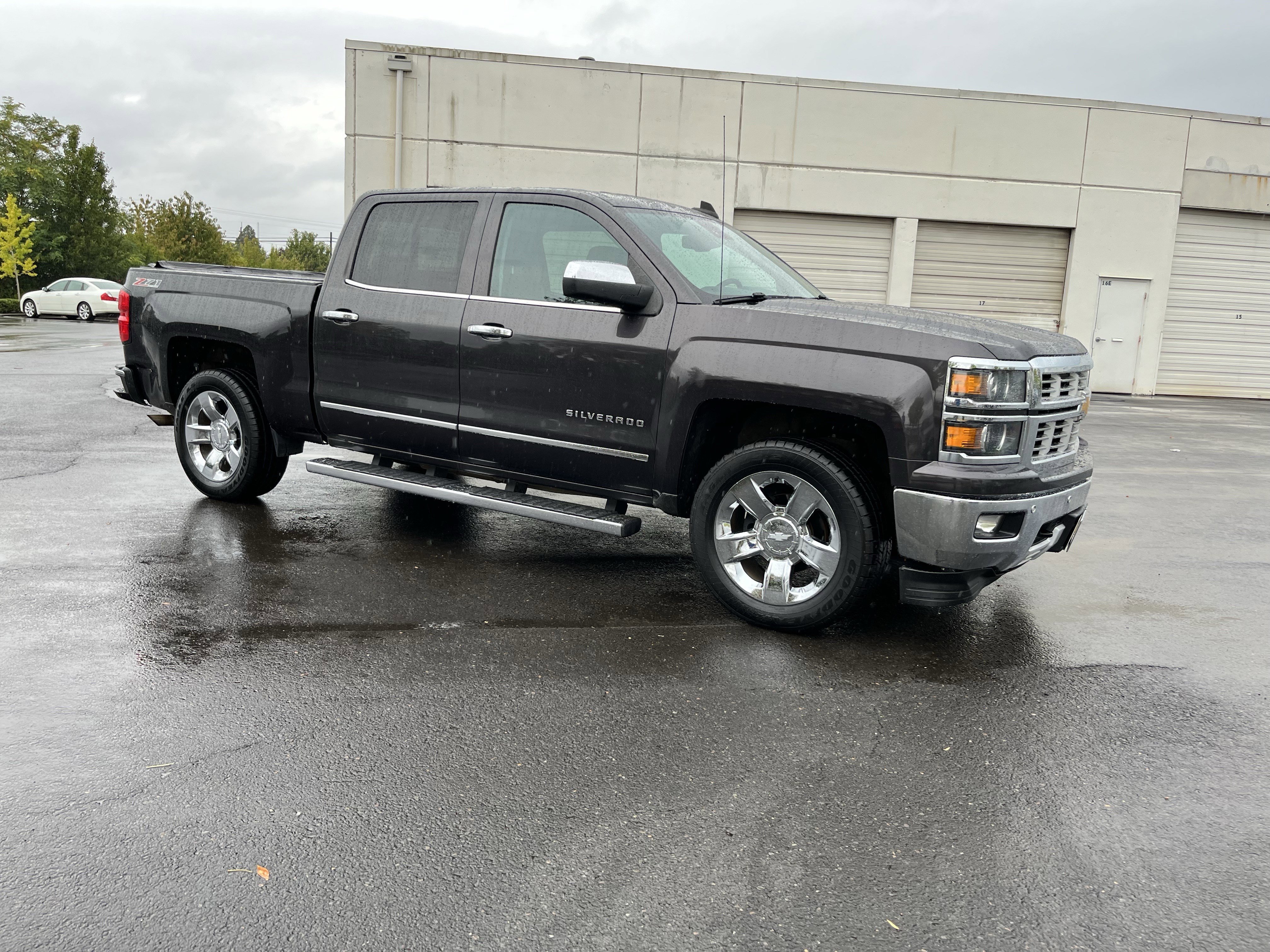 Used 2015 Chevrolet Silverado 1500 LTZ Z71 w/ LTZ Plus Package image 7