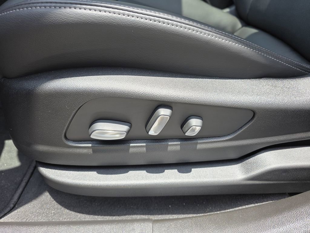 New 2025 Cadillac XT6 Premium Luxury image 21