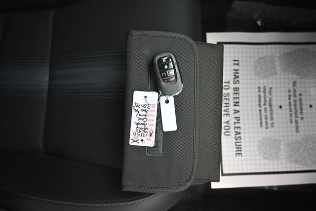 Used 2025 Honda Civic Sport image 11