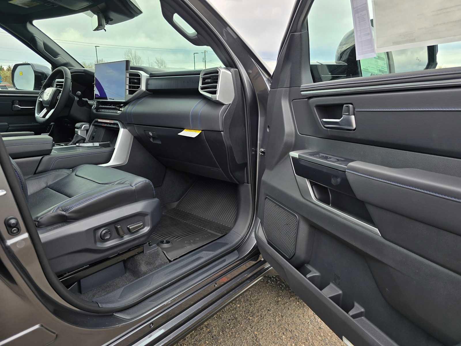 New 2025 Toyota Tundra Platinum image 11