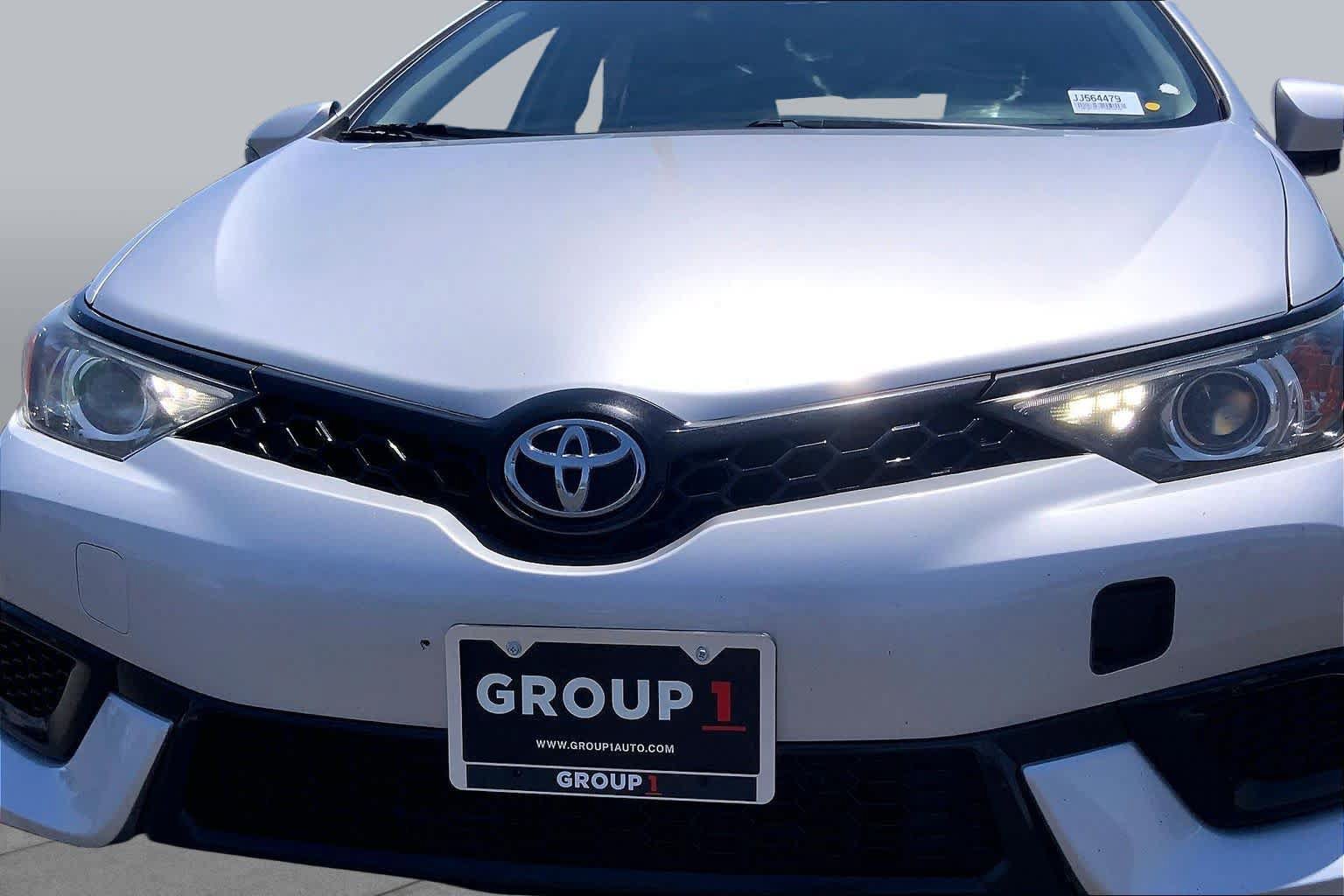 Used 2018 Toyota Corolla iM FWD image 30