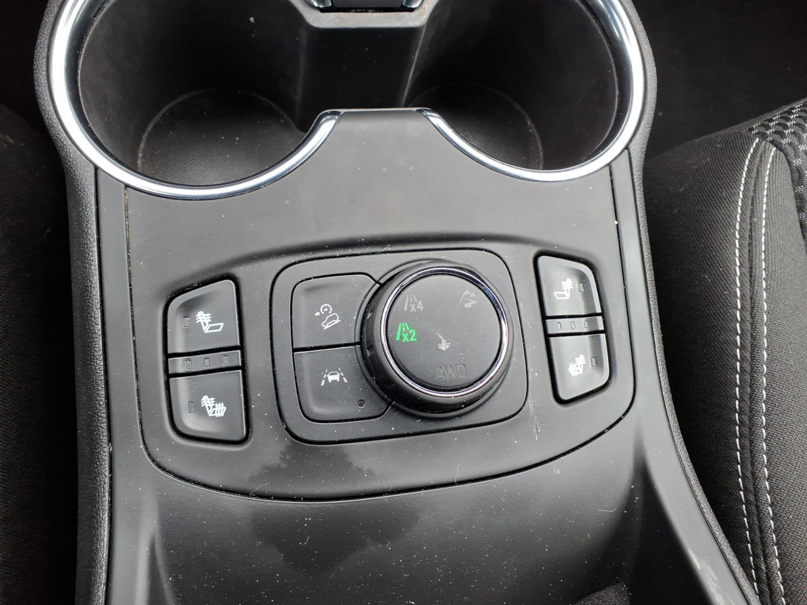 Certified 2024 GMC Terrain SLE w/ Driver Convenience Package image 17