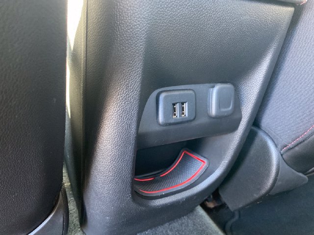 Used 2015 GMC Canyon SLE AWD/4WD image 18