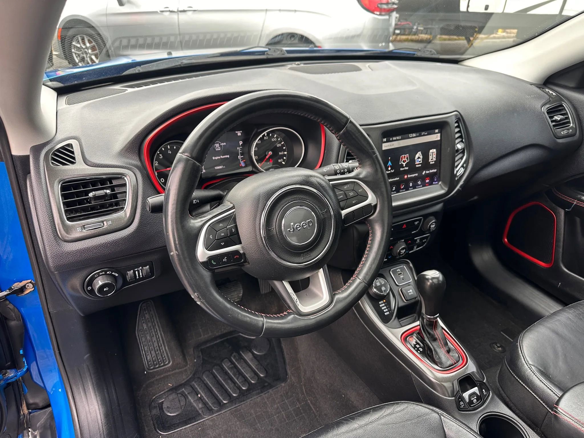 Used 2017 Jeep Compass Trailhawk w/ Navigation Group image 15