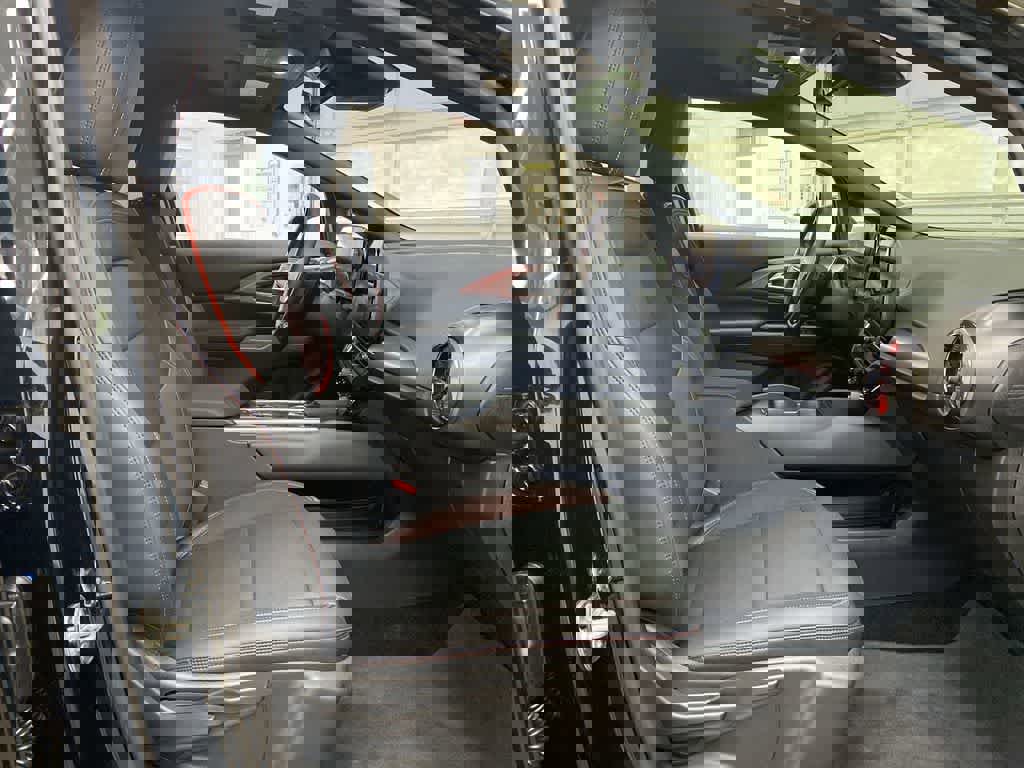 Used 2024 Chevrolet Equinox EV RS image 20