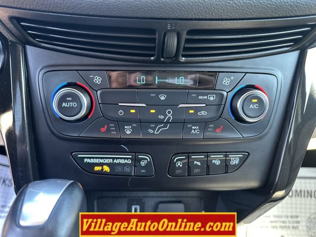 Used 2017 Ford Escape Titanium w/ Equipment Group 301A FWD image 21