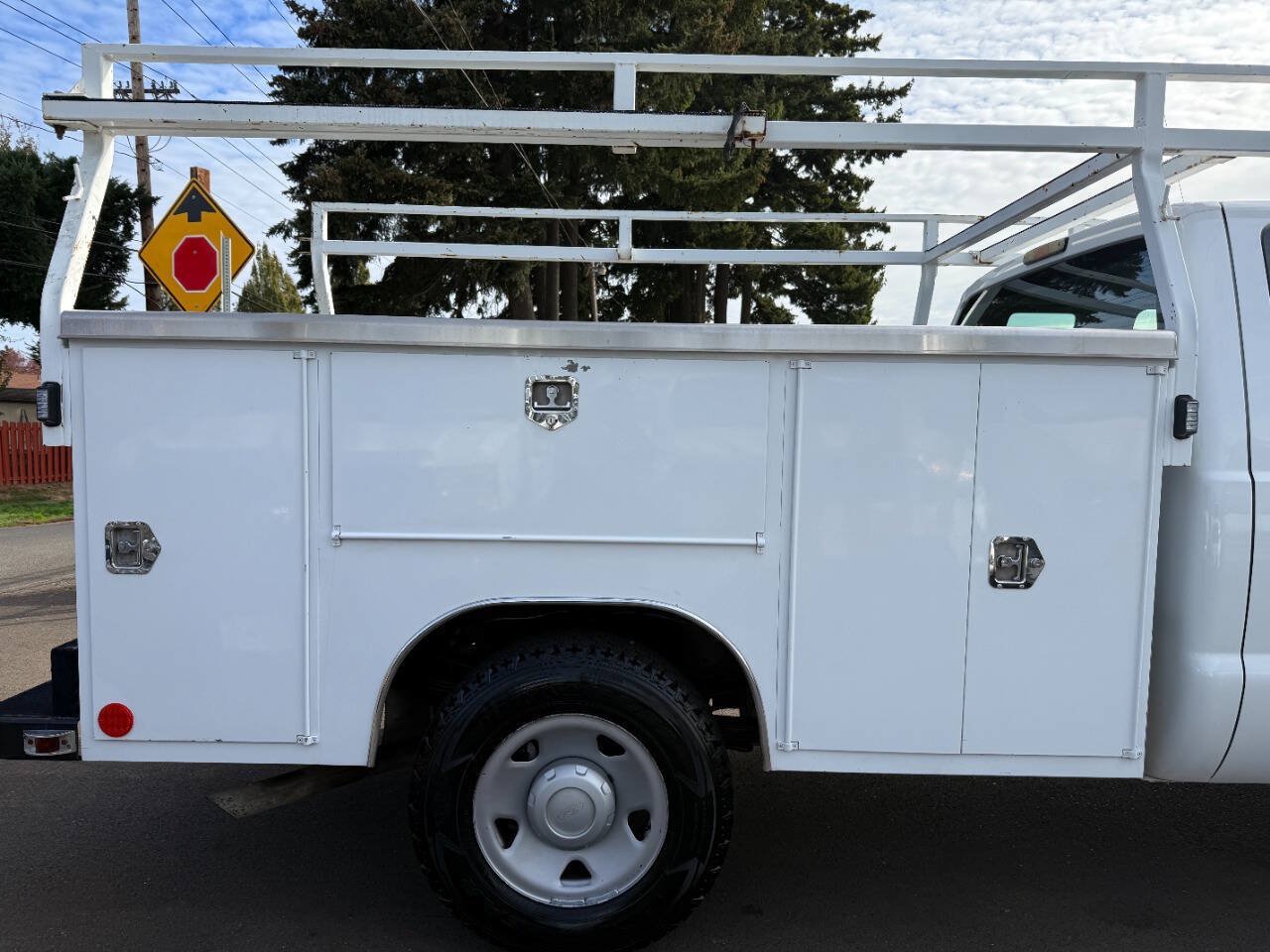 Used 2008 Ford F350 XL RWD image 18
