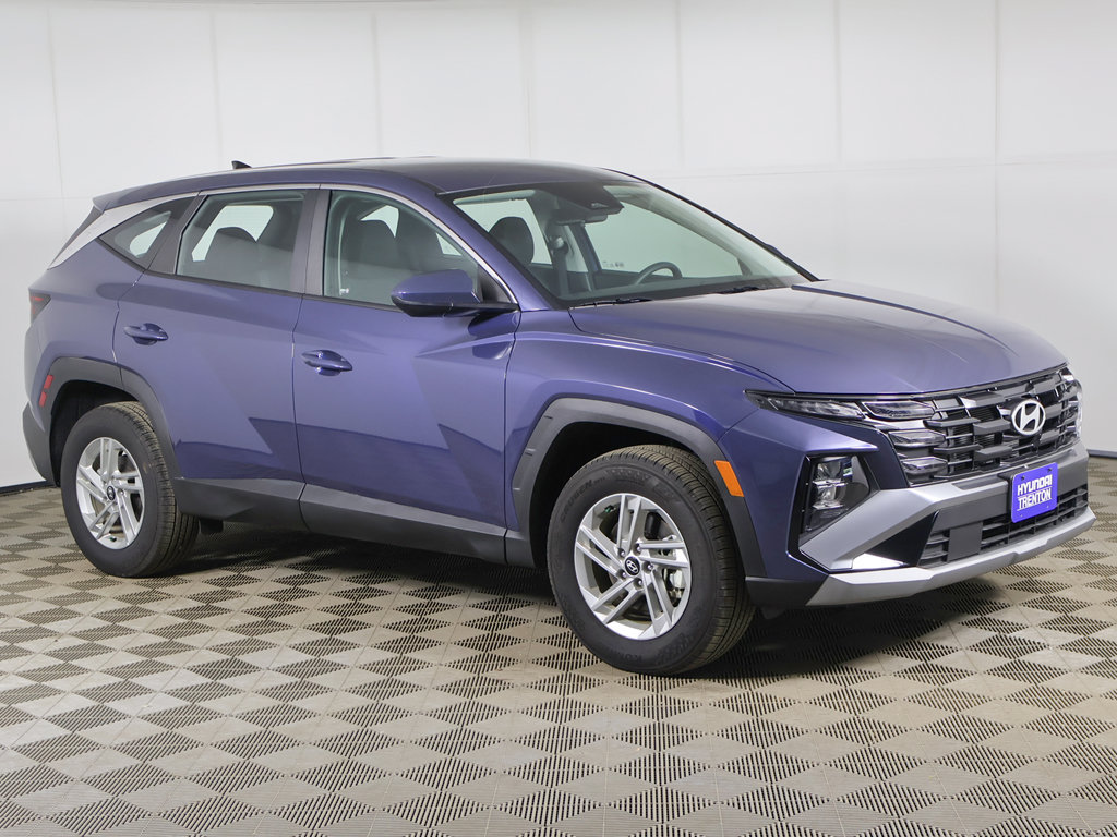 Used 2025 Hyundai Tucson SE AWD/4WD image 37