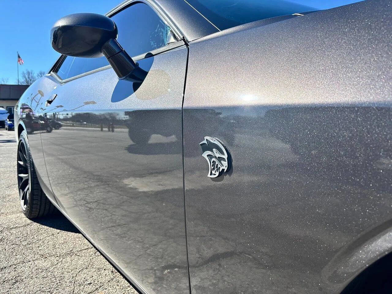Used 2015 Dodge Challenger SRT Hellcat RWD image 5
