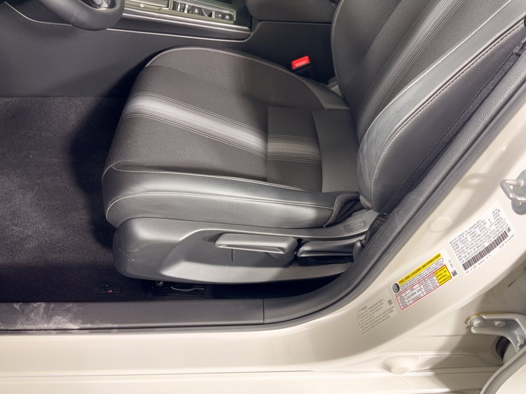 Used 2025 Honda Civic Sport image 16