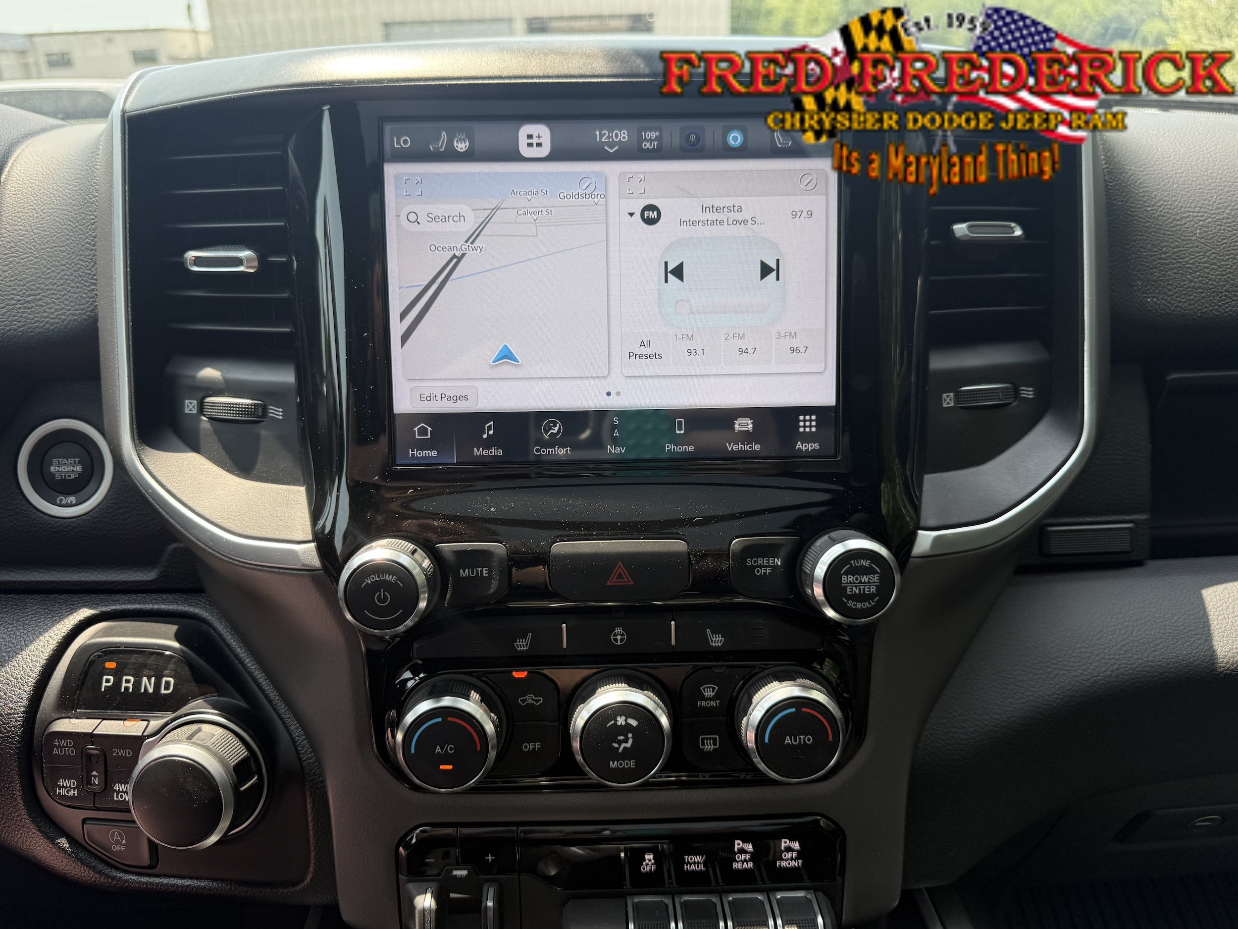 Used 2022 RAM 1500 Big Horn AWD/4WD image 12