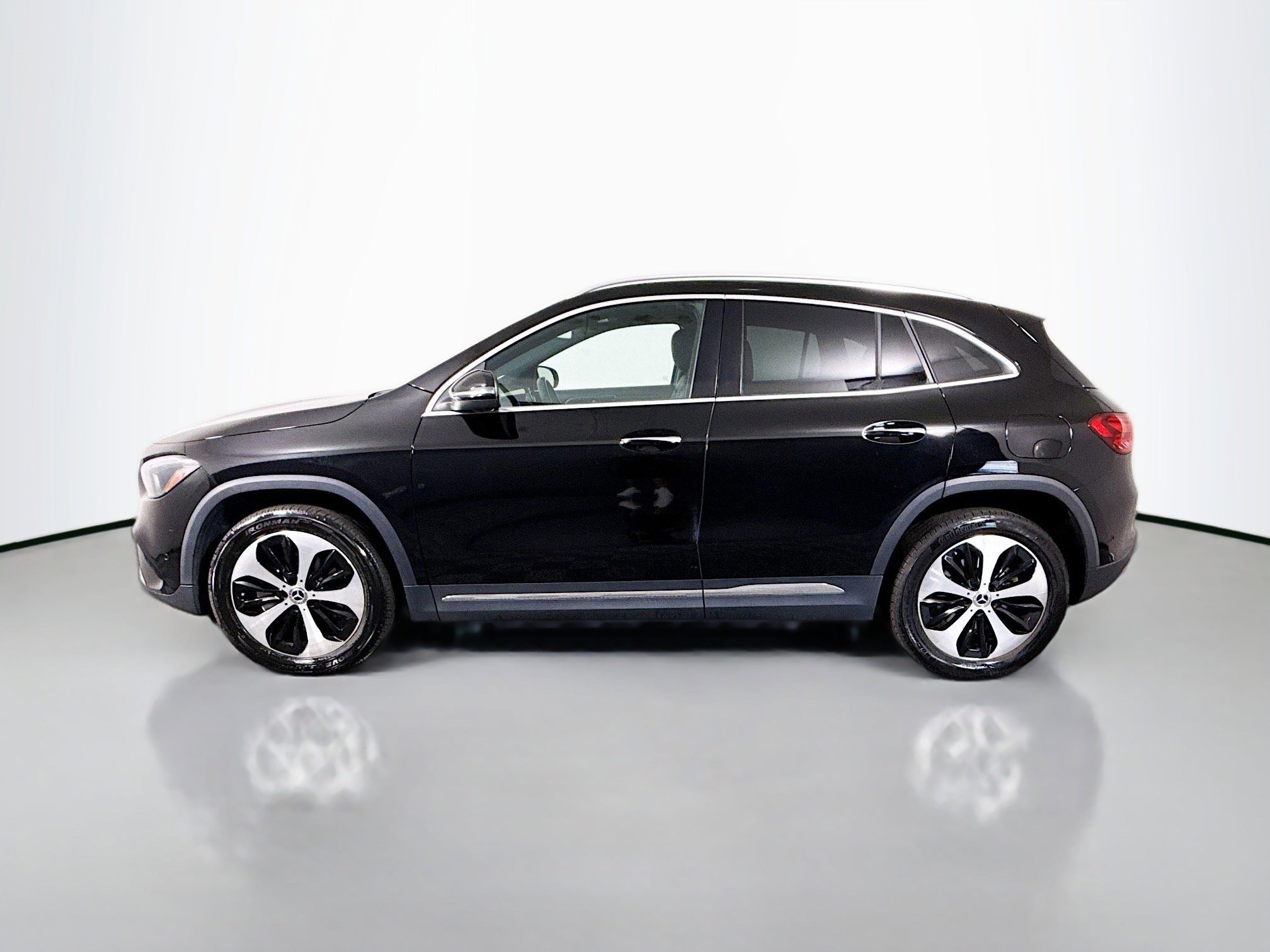 Used 2025 Mercedes-Benz GLA 250 image 6