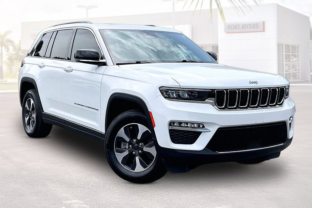 Used 2024 Jeep Grand Cherokee Limited 4xe AWD/4WD image 1