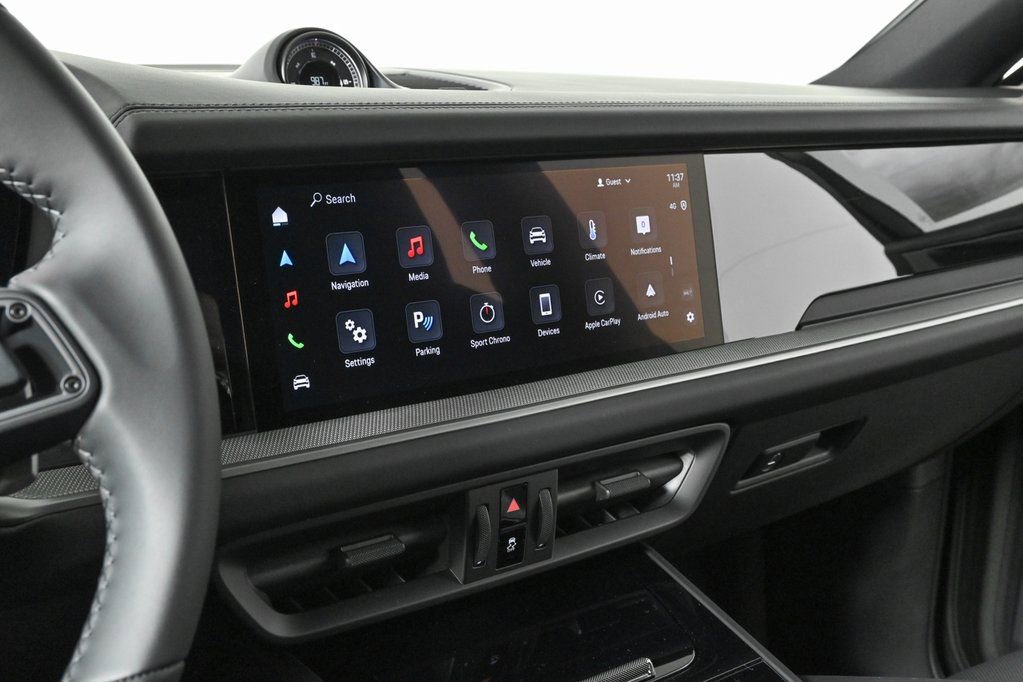 Certified 2025 Porsche Cayenne Coupe image 11