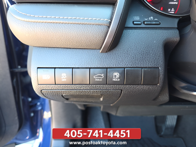 Used 2023 Toyota Camry XSE FWD image 15