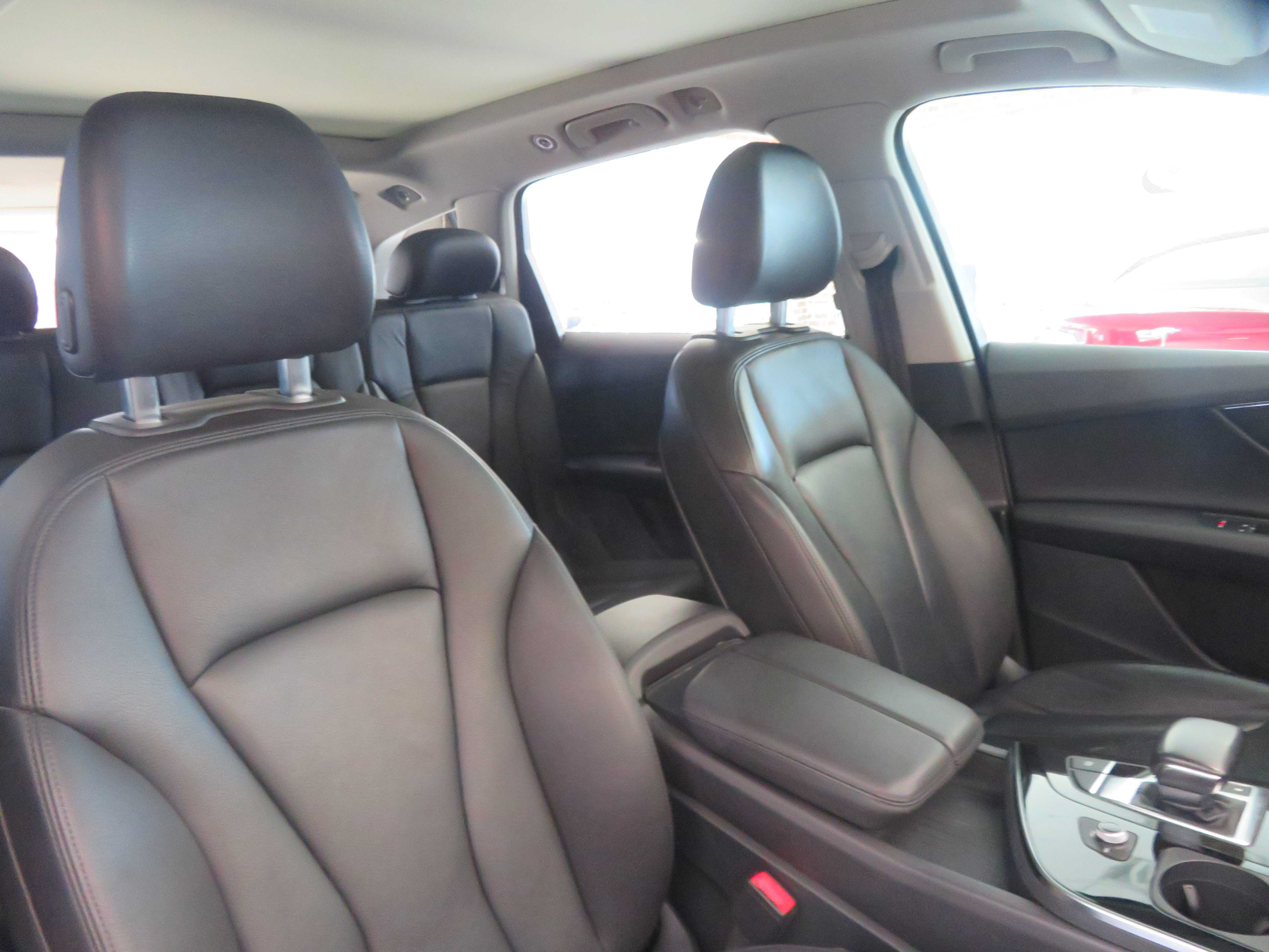 Used 2019 Audi Q7 3.0T Premium Plus AWD/4WD image 29