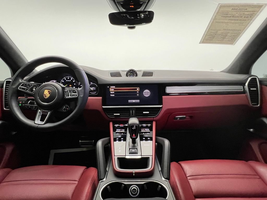 Certified 2023 Porsche Cayenne Turbo S AWD/4WD image 6