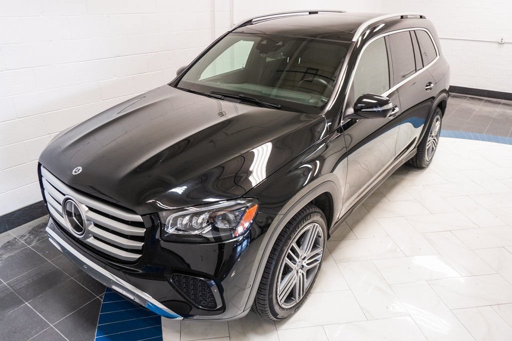 Used 2025 Mercedes-Benz GLS 450 4MATIC image 46