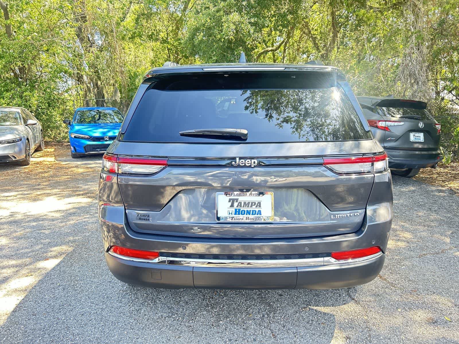 Used 2022 Jeep Grand Cherokee Limited RWD image 7