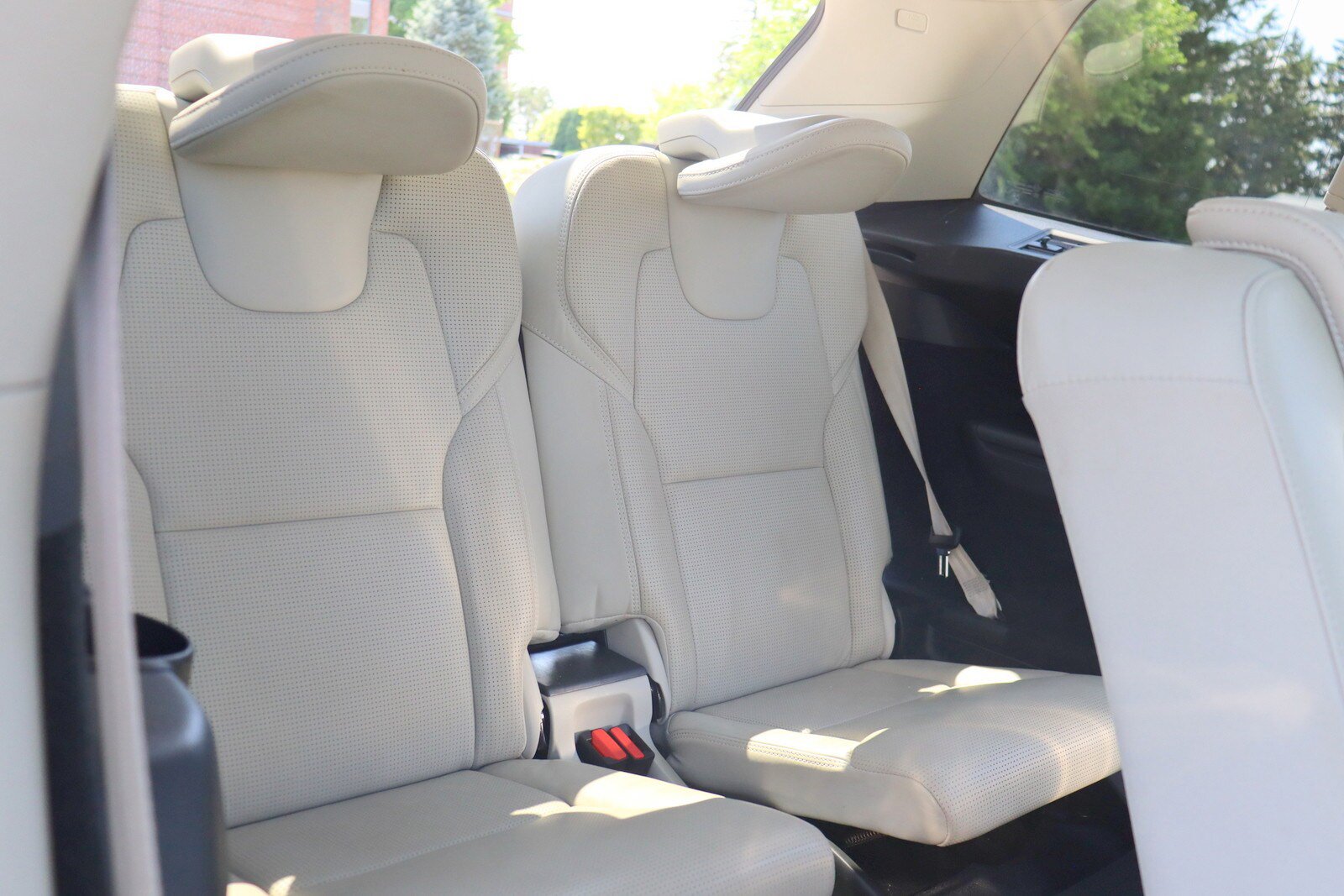 Used 2017 Volvo XC90 T6 Inscription w/ Vision Package AWD/4WD image 16