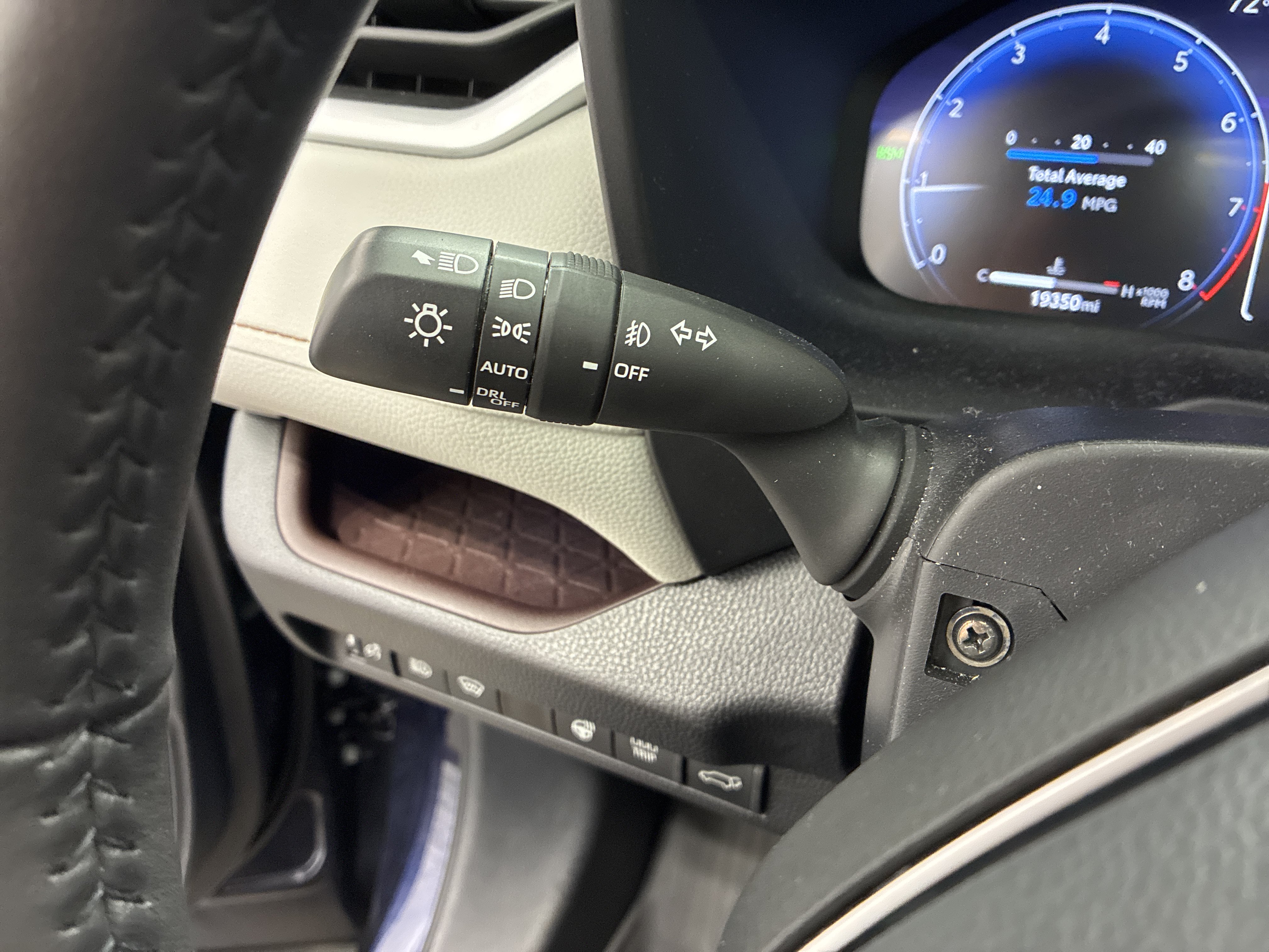 Used 2024 Toyota RAV4 Limited w/ Weather Package AWD/4WD image 20