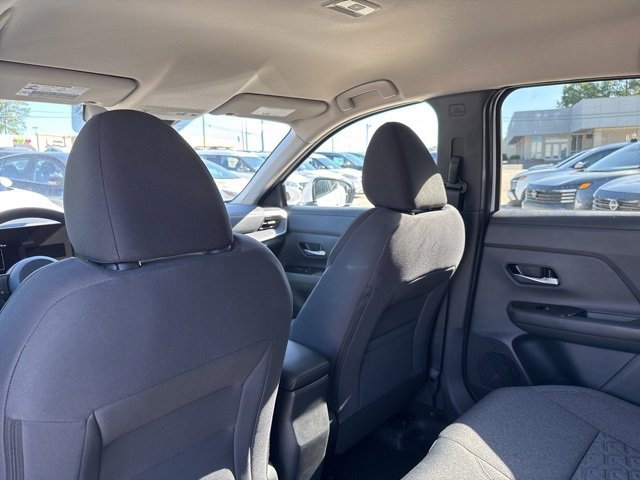 New 2025 Nissan Kicks SV image 15