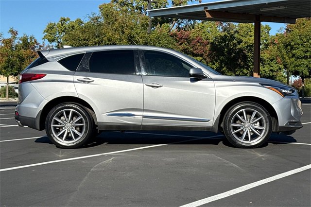 Used 2023 Acura RDX Technology Package image 3
