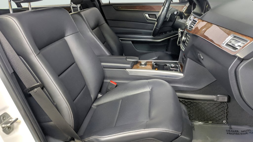 Used 2014 Mercedes-Benz E 350 4MATIC Sedan image 24