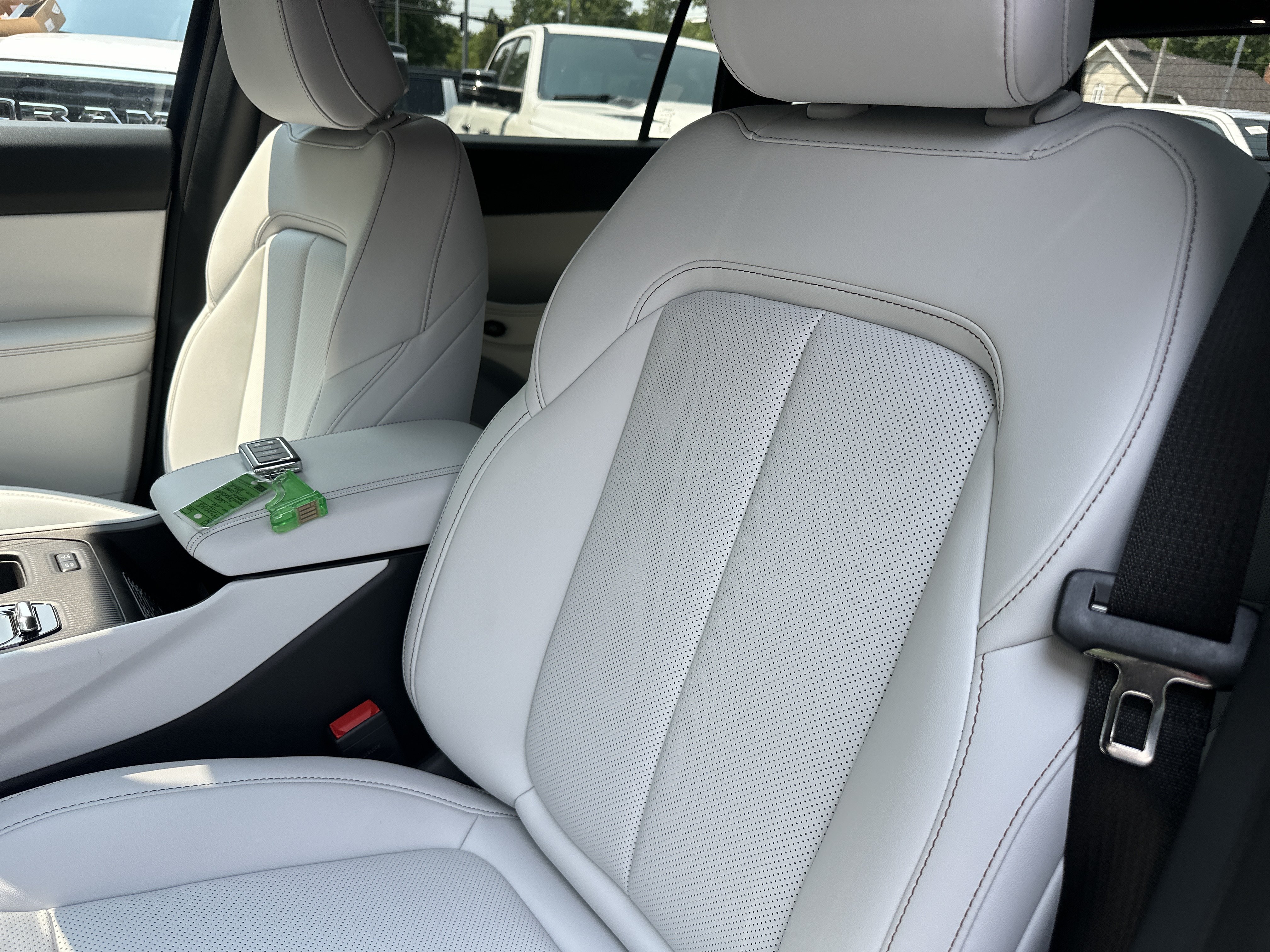 New 2026 Jeep Cherokee Limited AWD/4WD image 27