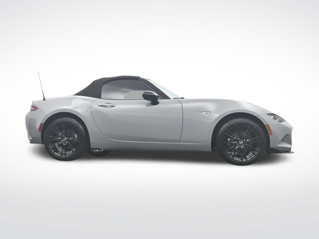 Used 2025 MAZDA MX-5 Miata Club RWD image 31