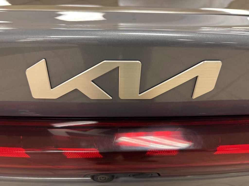 Used 2023 Kia K5 LXS image 6