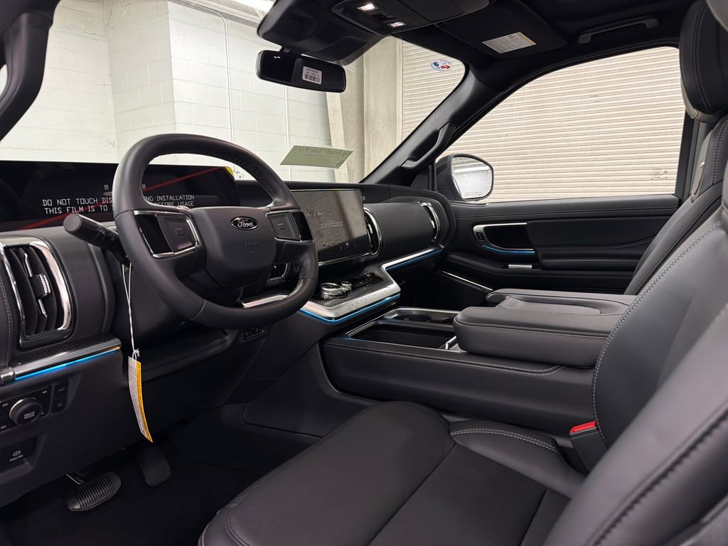 New 2026 Ford Expedition Platinum AWD/4WD image 6