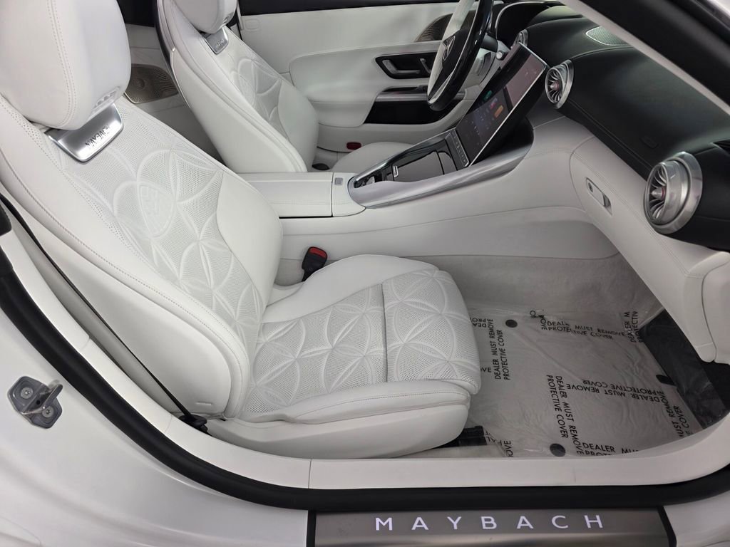 Certified 2026 Mercedes-Benz Maybach SL 680 image 25