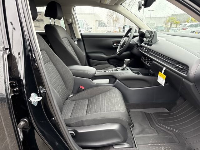 New 2026 Honda HR-V LX image 9