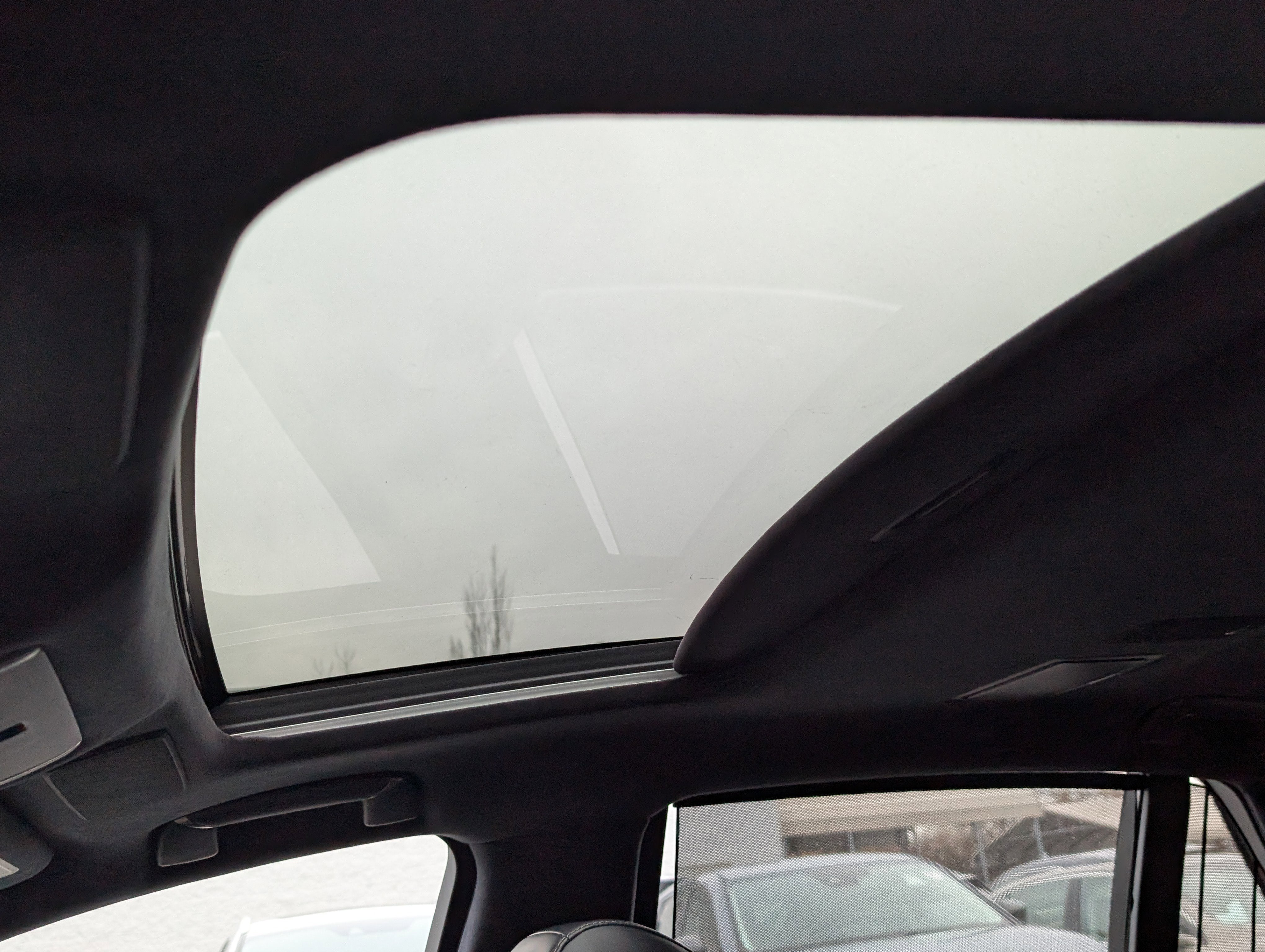 Used 2020 Lexus LS 500h AWD w/ Luxury Package image 20