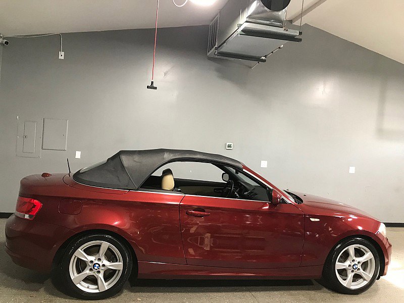 Used 2013 BMW 128i Convertible RWD image 4