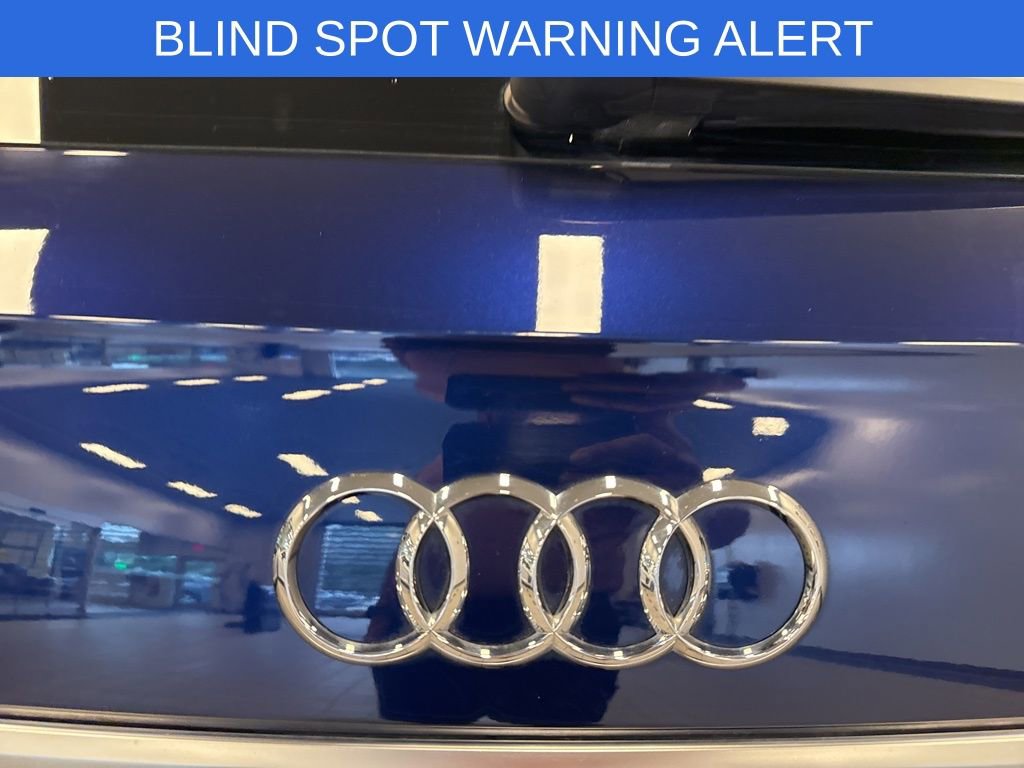 Used 2023 Audi Q5 2.0T Premium w/ Convenience Package image 12