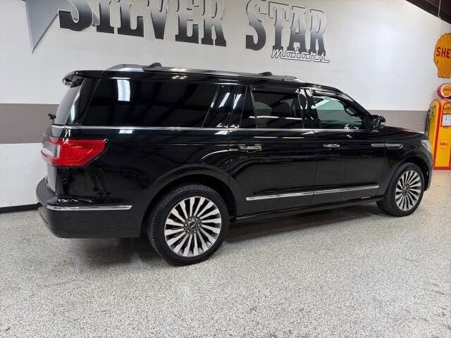 Used 2019 Lincoln Navigator L Reserve AWD/4WD image 35