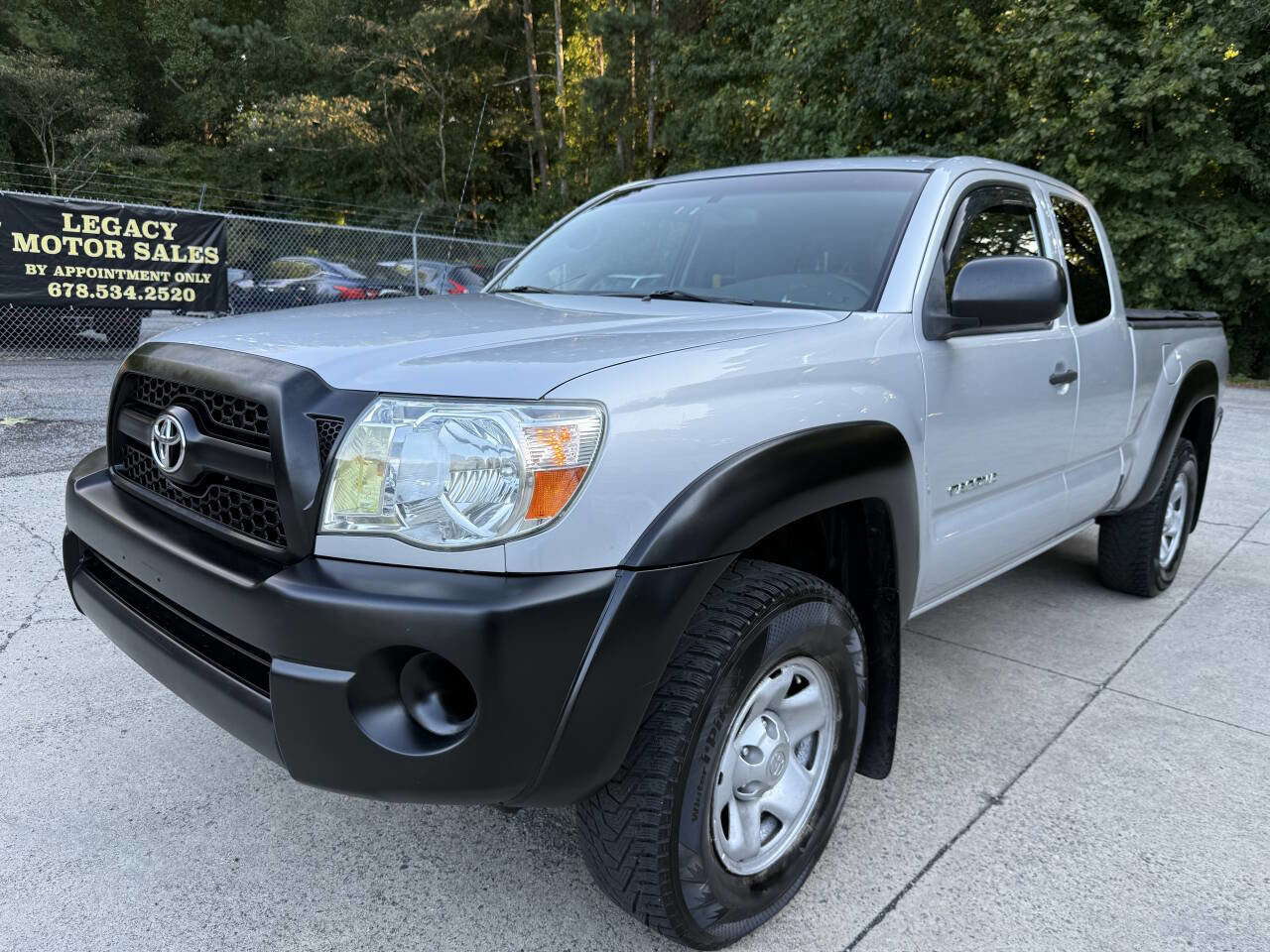 Used 2011 Toyota Tacoma 4x4 Access Cab image 3